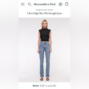 Abercrombie & Fitch Ultra High Rise Straight Jean